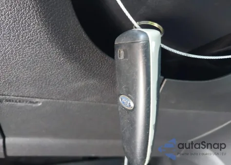 2015 Ford Escape Titanium z USA, uszkodzony, nr VIN 1FMCU9J91FUB03444